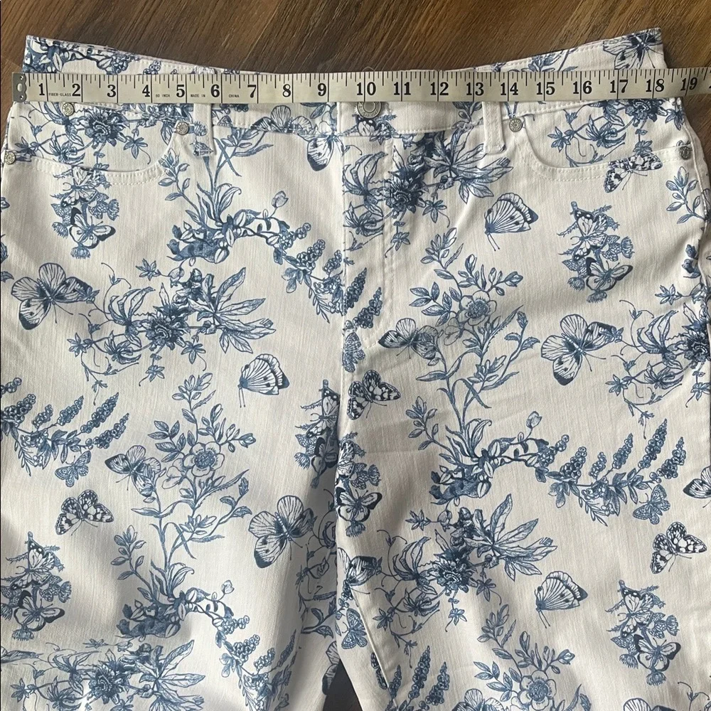 Talbot’s Slimming Ankle Jean Blue& White Butterfly Toile Print Size 14 - Picture 7 of 14